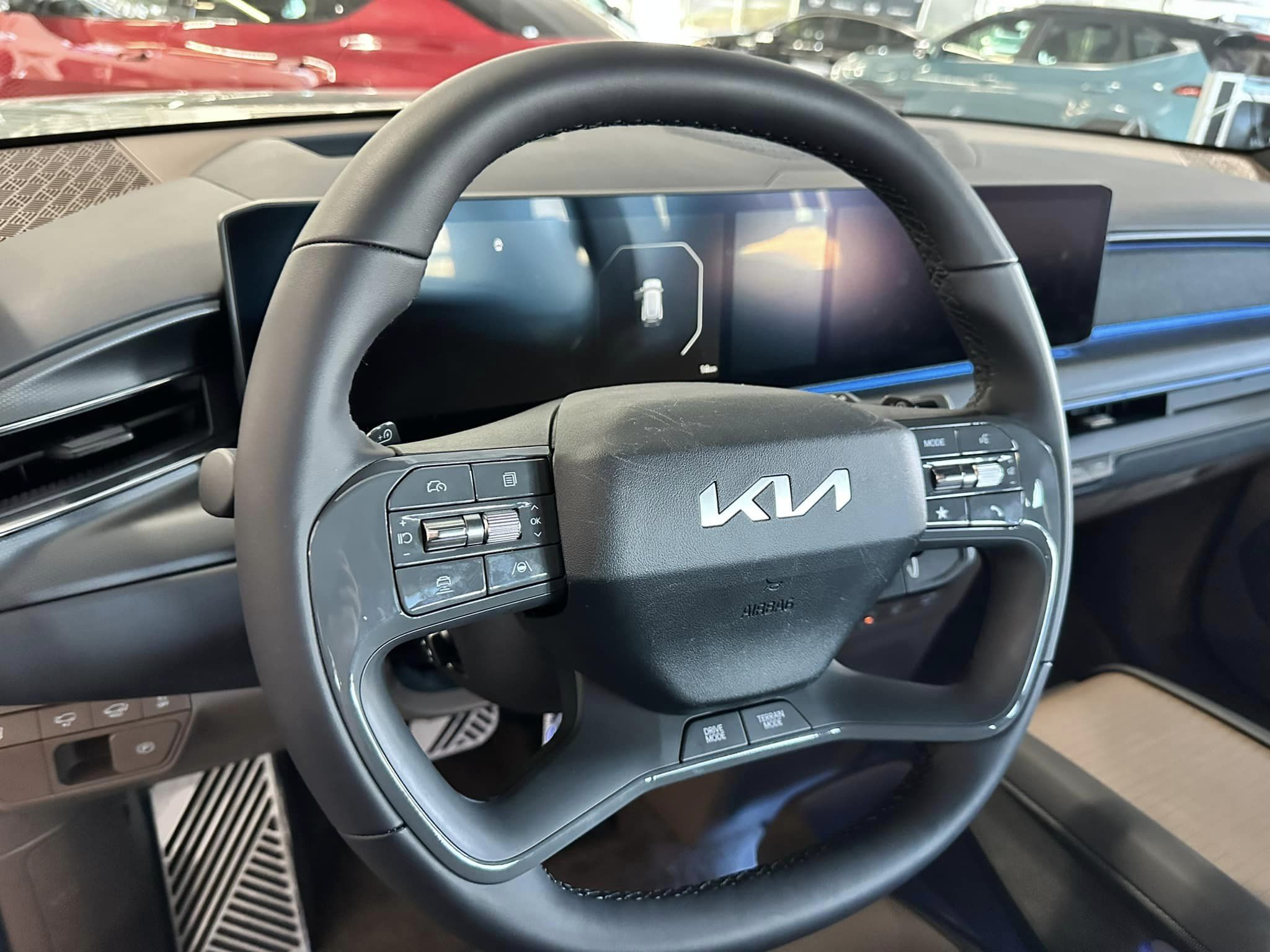 2024 Kia EV9 - Gravity Gray/Black Interior - GT-Line Preview Trim - 
