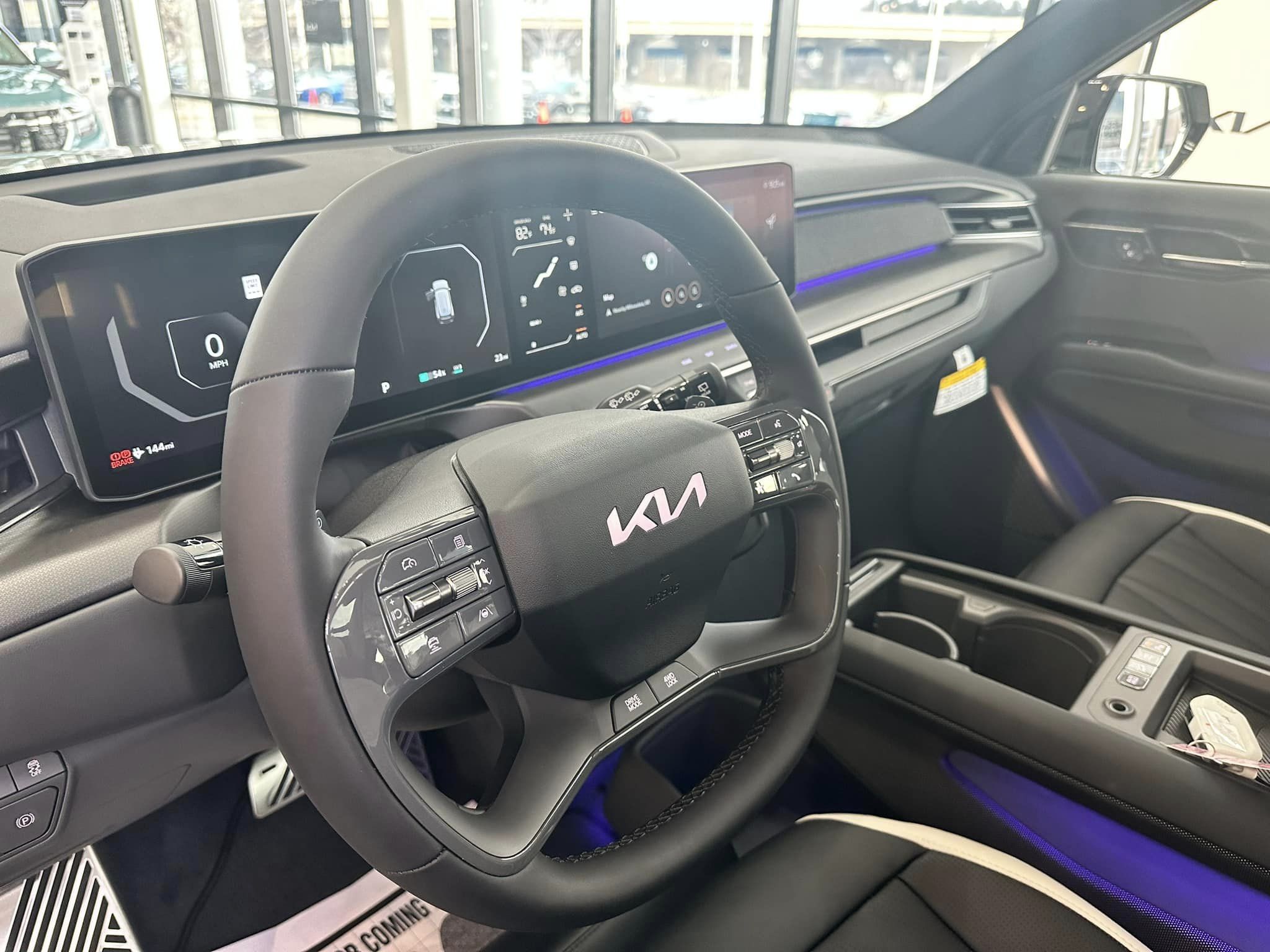 2024 Kia EV9 - Ivory Silver/Gray Interior - GT-Line Trim - 