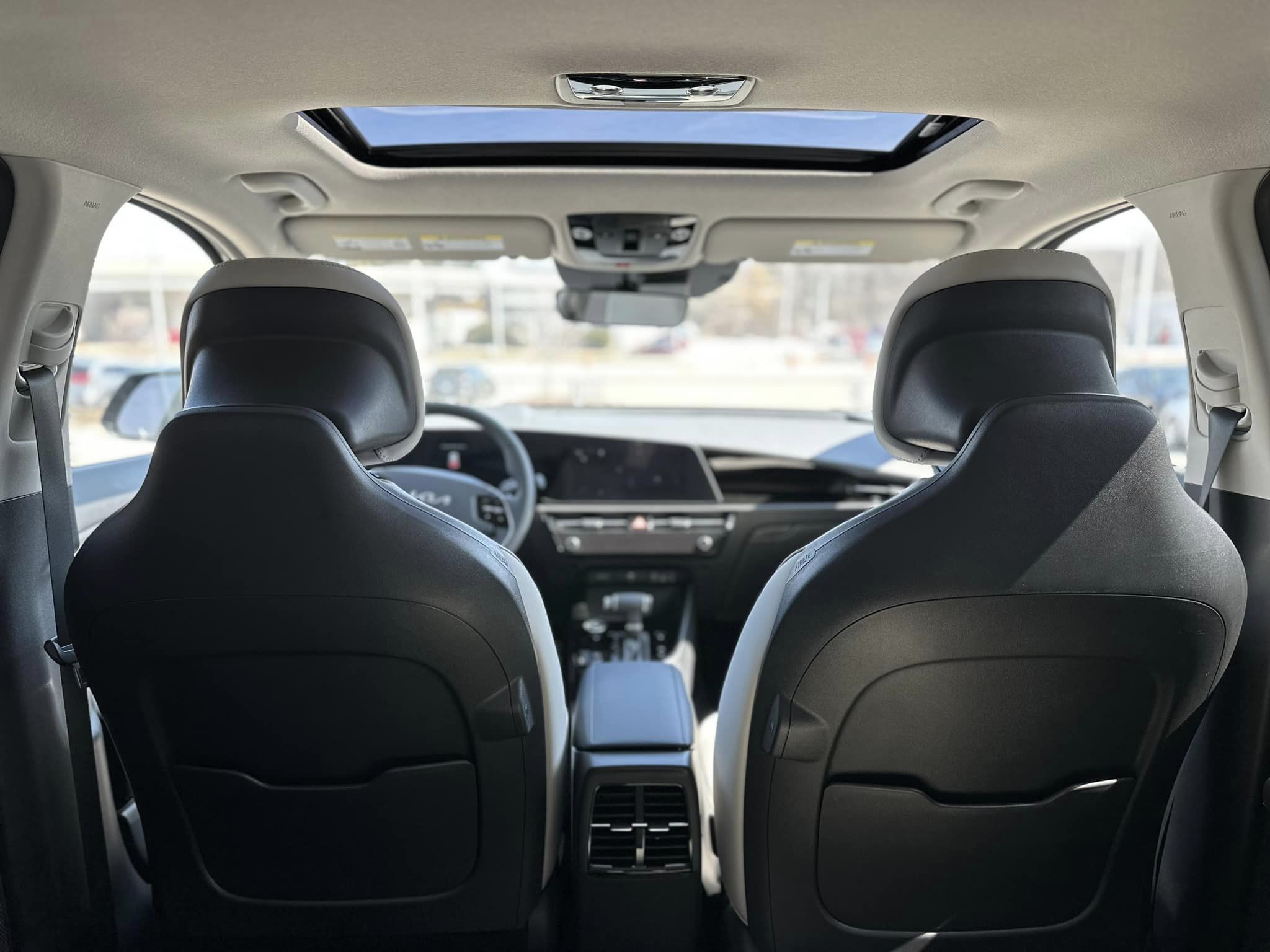 2023 Kia Niro HEV Hybrid - Cityscape Green - EX Touring Trim - Interior View
