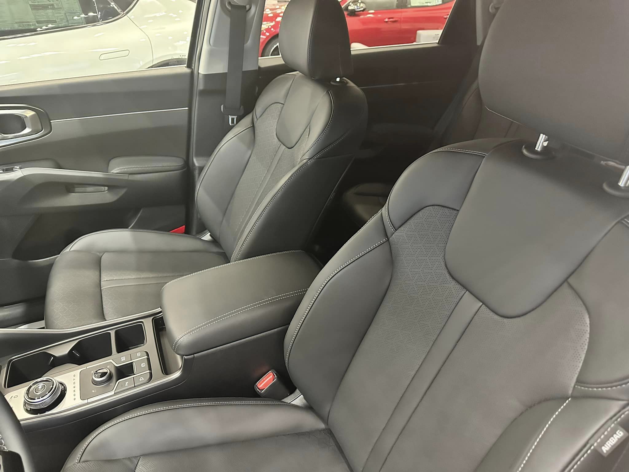 2023 Kia Sportage - Platinum Graphite - HEV Hybrid SX Prestige Trim - Driver Compartment