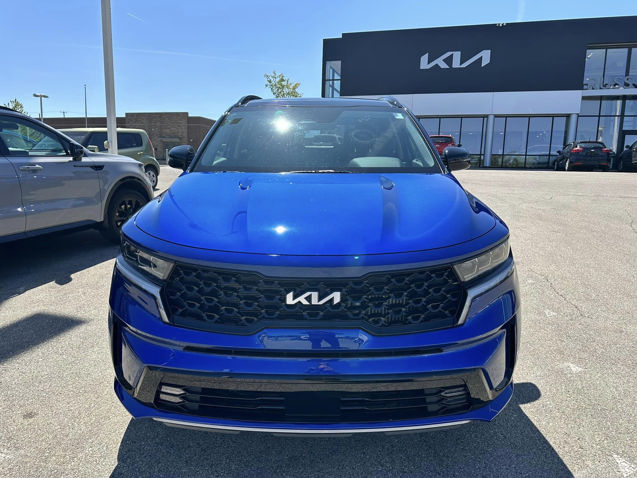 2023 Kia Sportage - Sapphire Blue - SX AWD Trim - Front View