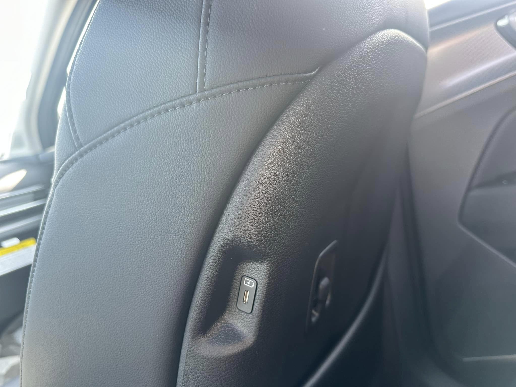 2024 Kia Sportage - Matte Gray/Black Interior - Hybrid HEV SX Prestige Trim - Second Seat USBC Power Port