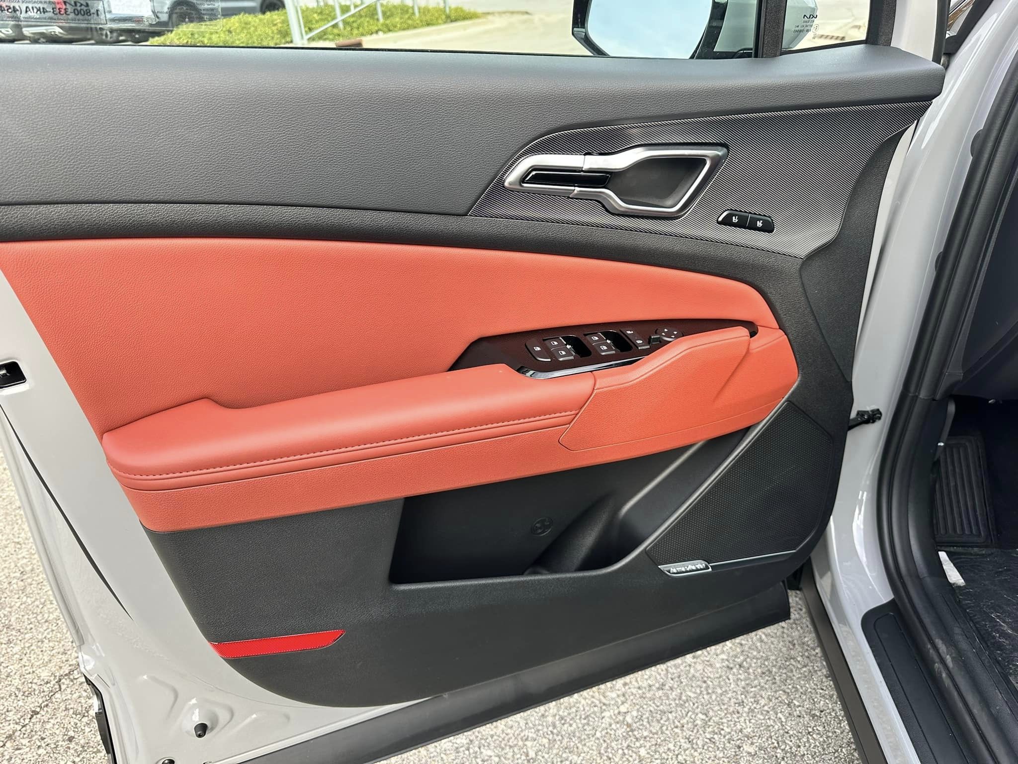 2024 Kia Sportage - Wolf Gray/Carmine Red Interior - SX Prestige Trim - Driver Door View