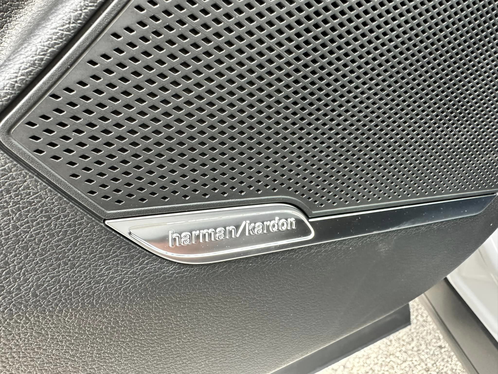 2024 Kia Sportage - Wolf Gray/Carmine Red Interior - SX Prestige Trim - Harman/Kardon Premium Audio