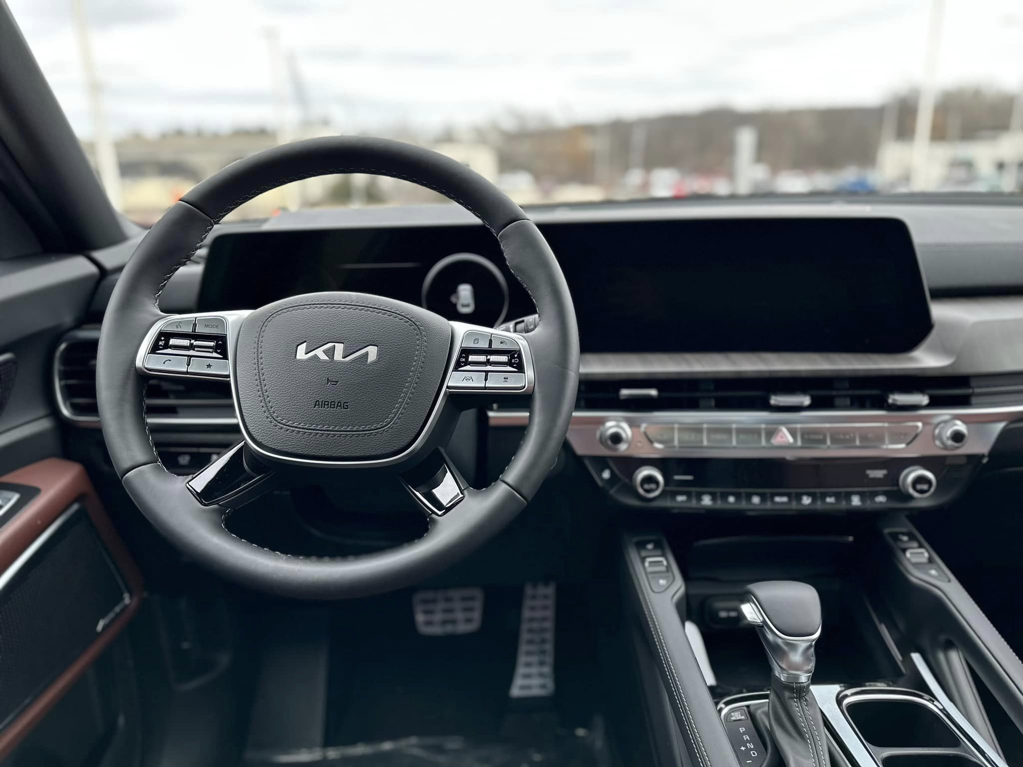 2023 Kia Telluride - SX Trim - Driver's View