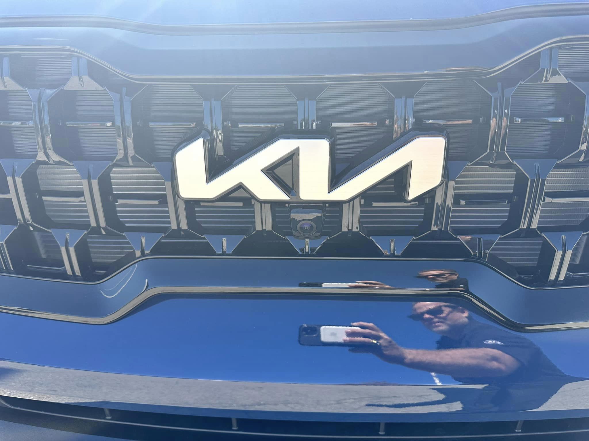 2024 Kia Telluride - SX Prestige X-Line Trim - Midnight Lake Blue - Front Grill Logo Close Up View