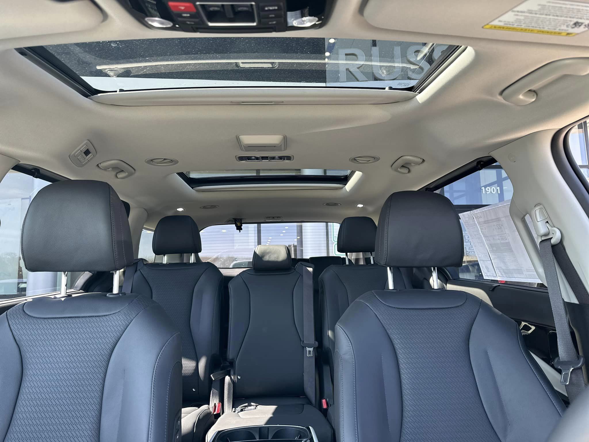 2023 Kia Carnival - Ceramic Gray - SX Prestige Trim - Interior View