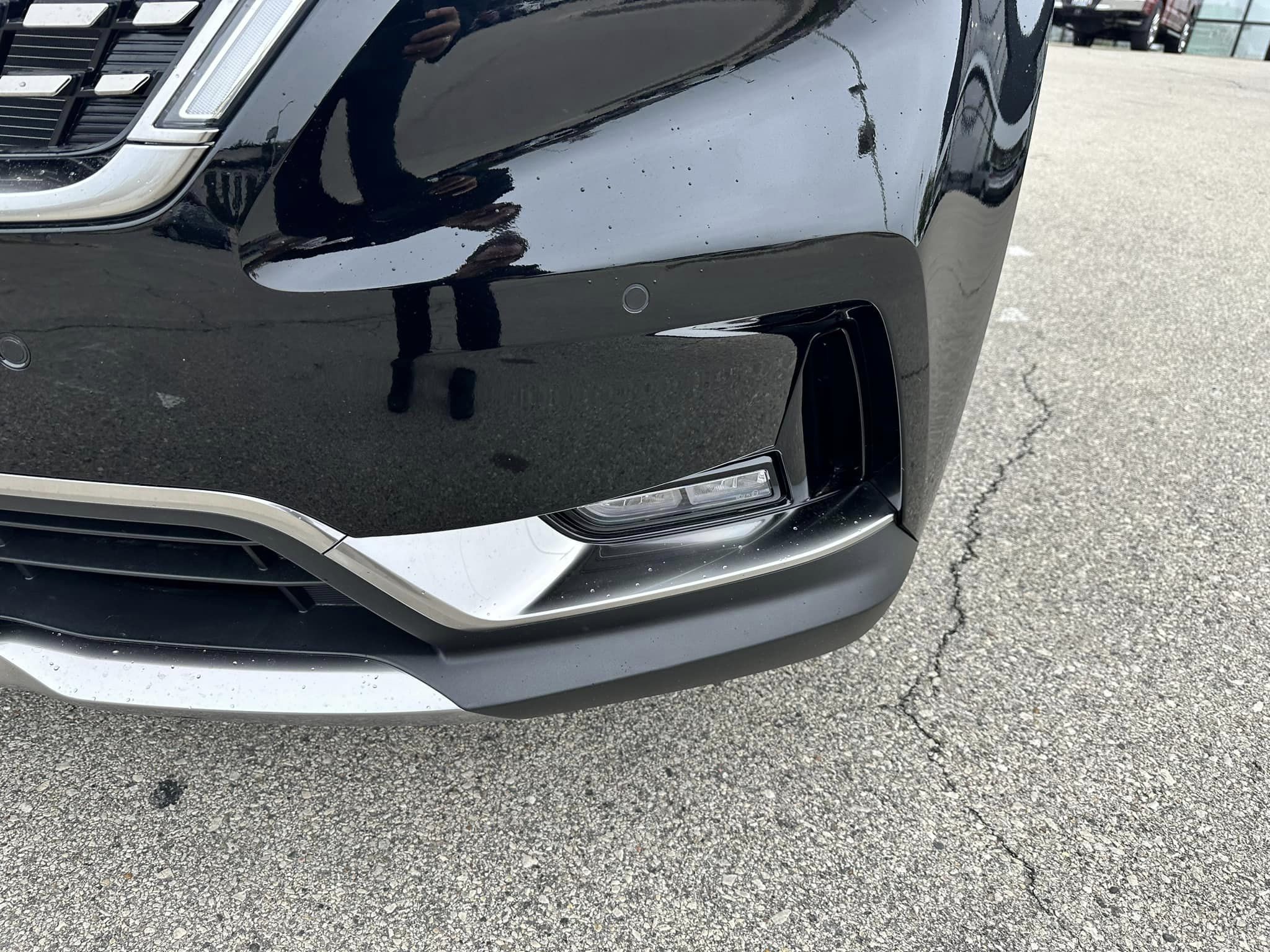 2023 Kia Carnival -  Aurora Black Pearl - SX Prestige Trim - Driver's Side LED Fog Lights