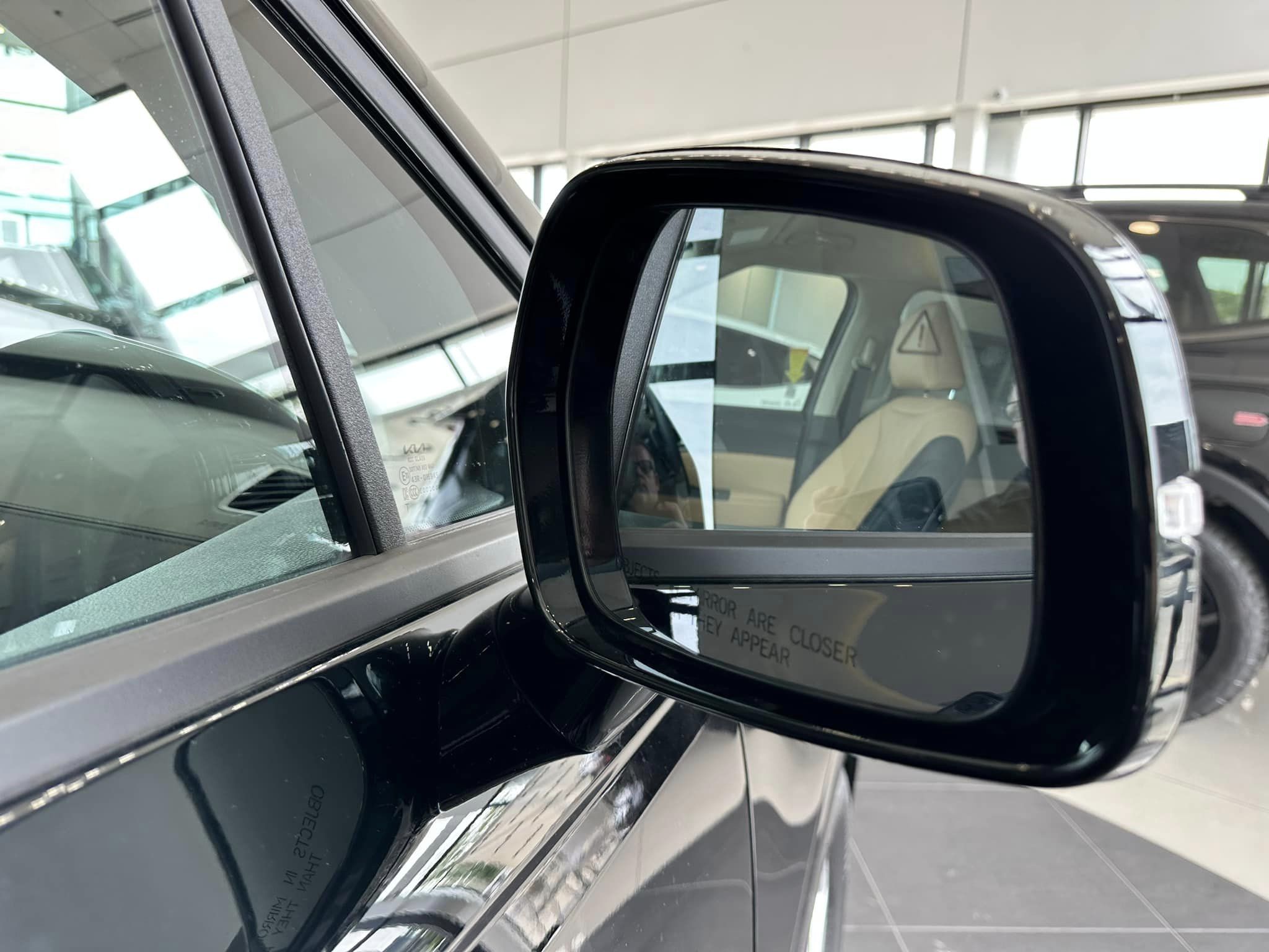 2024 Kia Carnival - Aurora Black Pearl - LX Seat Package - 