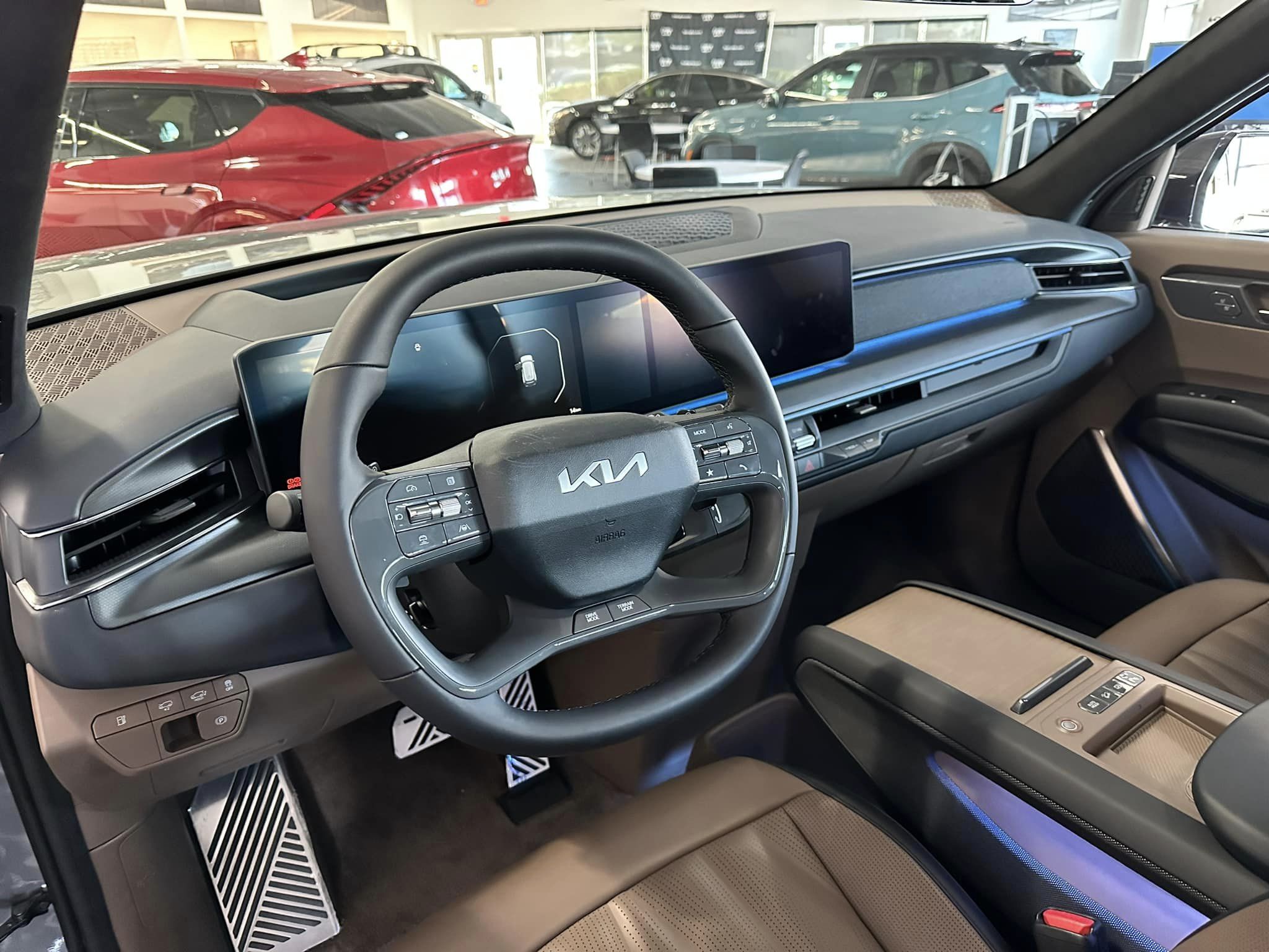 2024 Kia EV9 - Gravity Gray/Black Interior - GT-Line Preview Trim - 