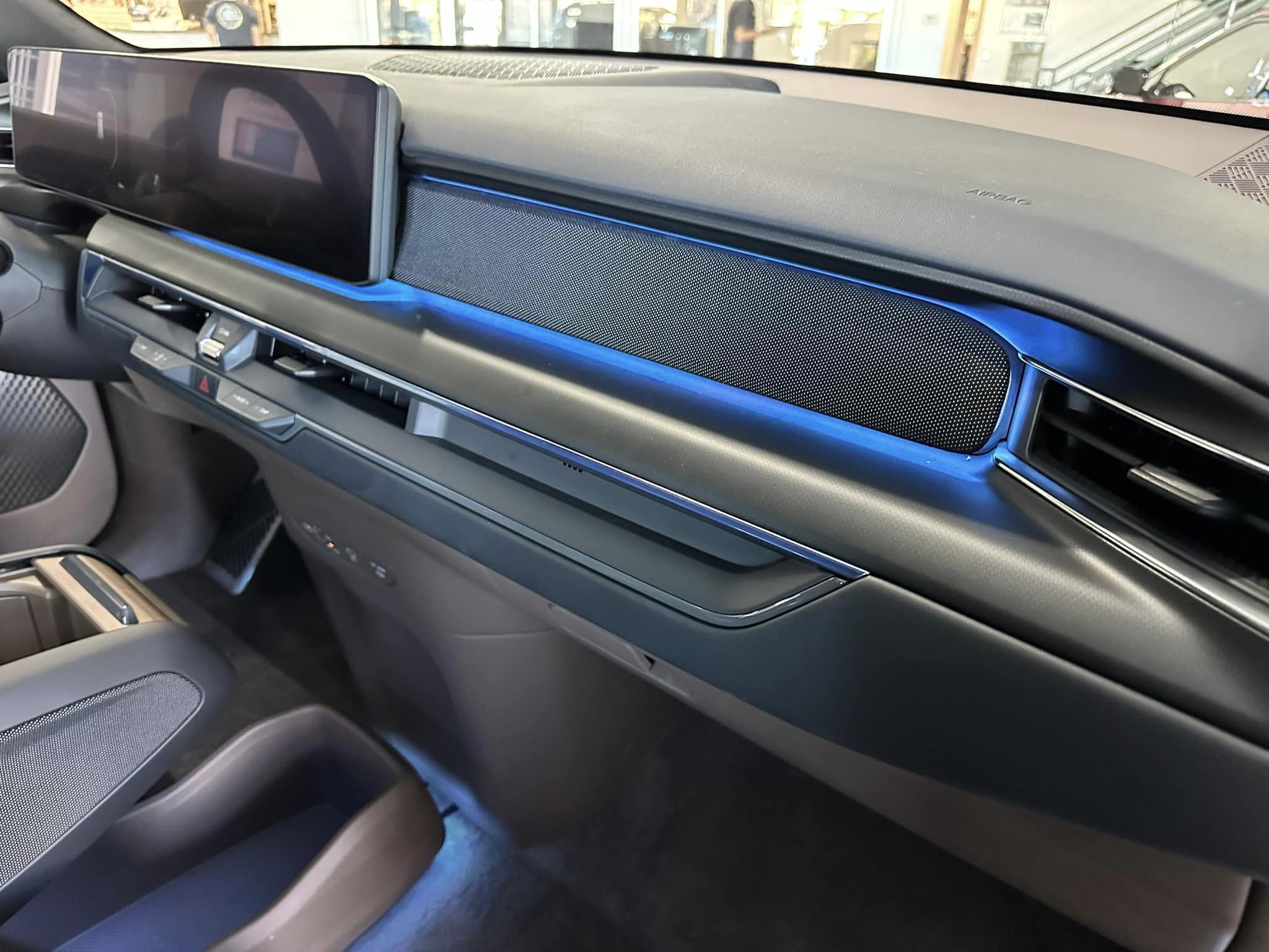 2024 Kia EV9 - Gravity Gray/Black Interior - GT-Line Preview Trim - 