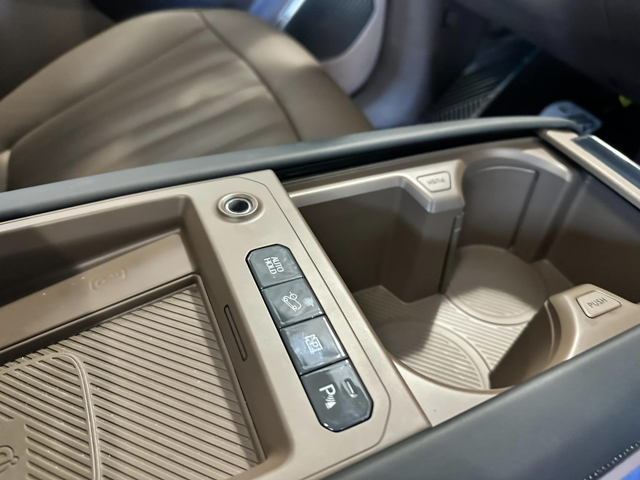 2024 Kia EV9 - Gravity Gray/Black Interior - GT-Line Preview Trim - 