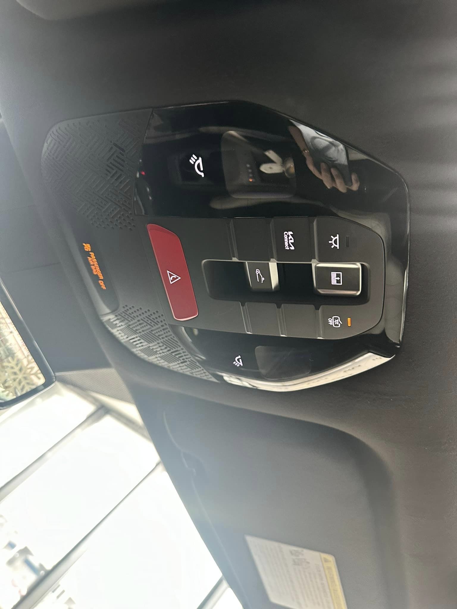 2024 Kia EV9 - Ivory Silver/Gray Interior - GT-Line Trim - 