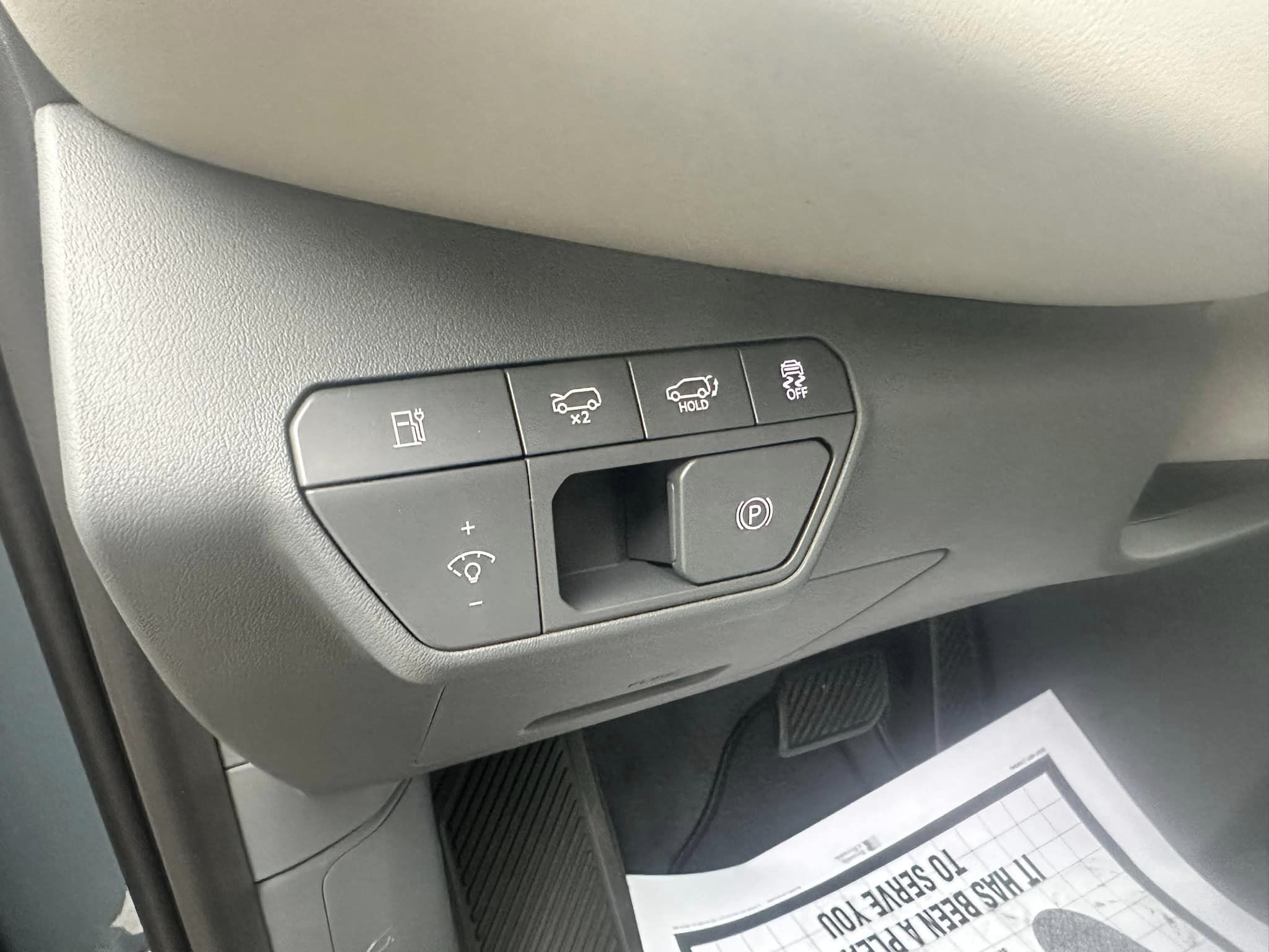 2024 Kia EV9 - Ice Green/Light Gray Interior - Wave AWD Trim - 