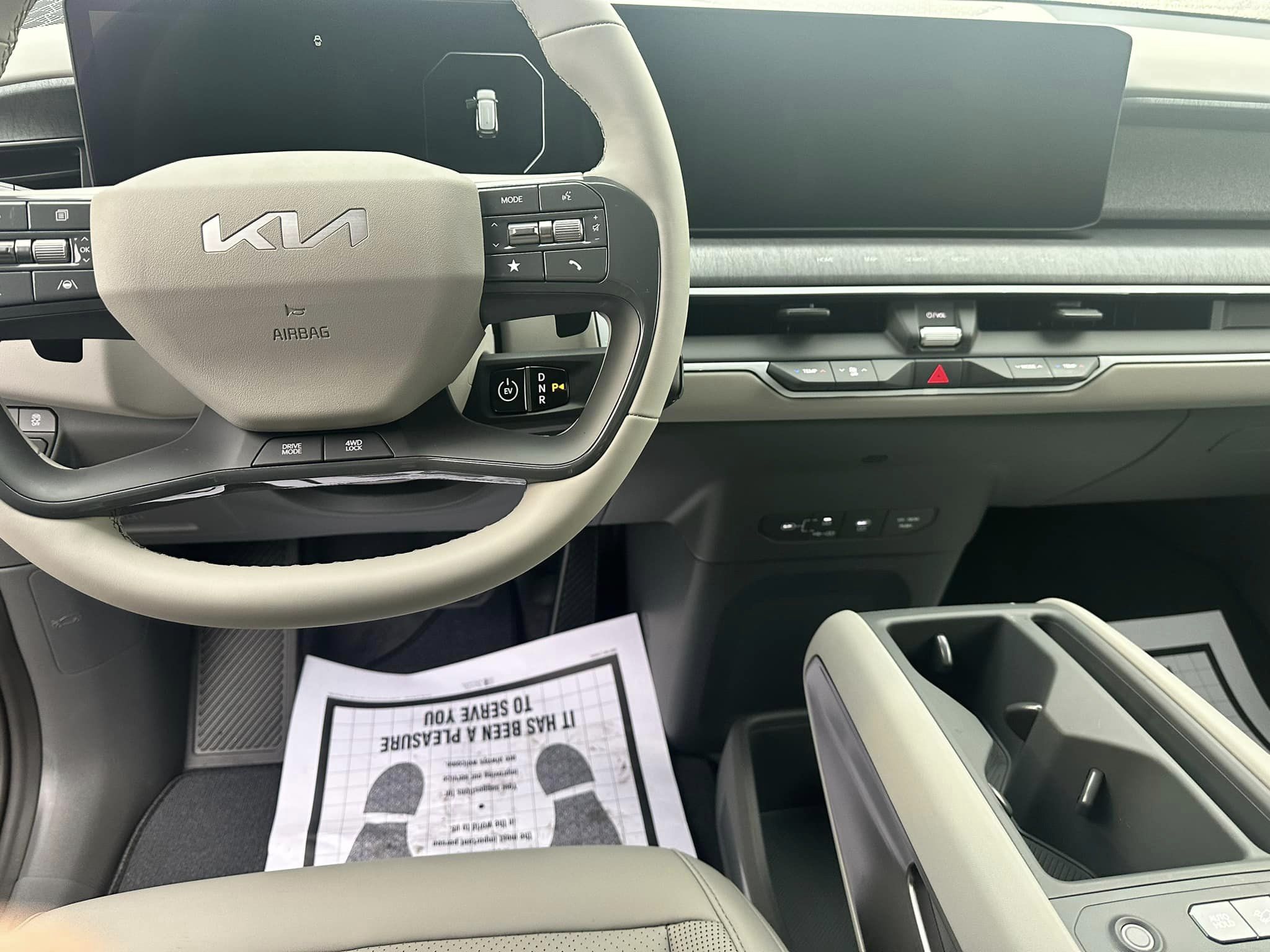 2024 Kia EV9 - Ice Green/Light Gray Interior - Wave AWD Trim - 