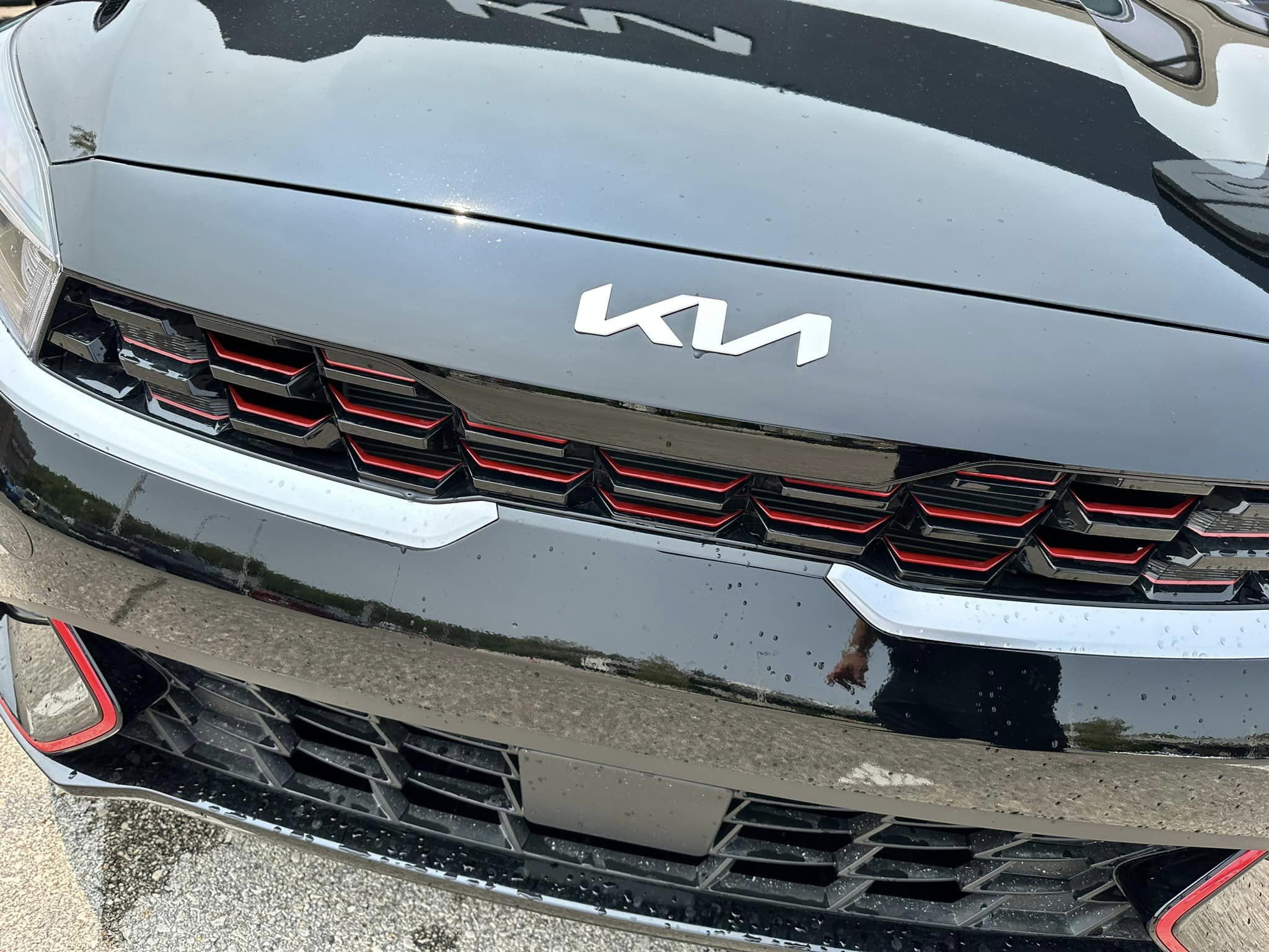 2023 Kia Forte - Auoroa Black - GT-Line Trim - Close Up Grill