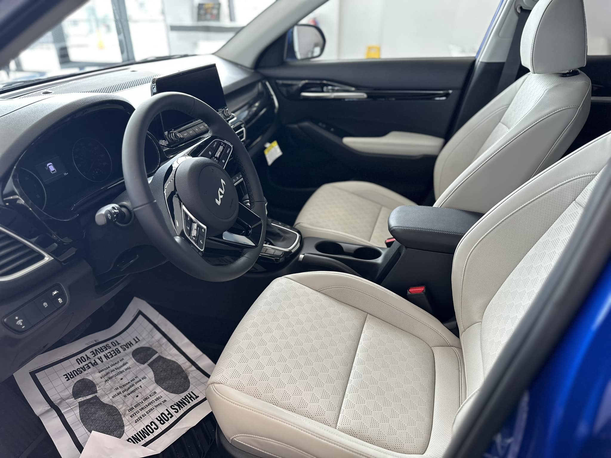 2023 Kia Seltos - Neptune Blue - EX Trim - Driver's Cockpit View