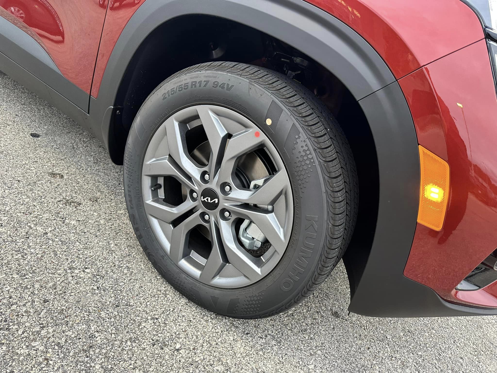 2024 Kia Seltos - Mars Orange - S Trim - Rims and Tires Close Up
