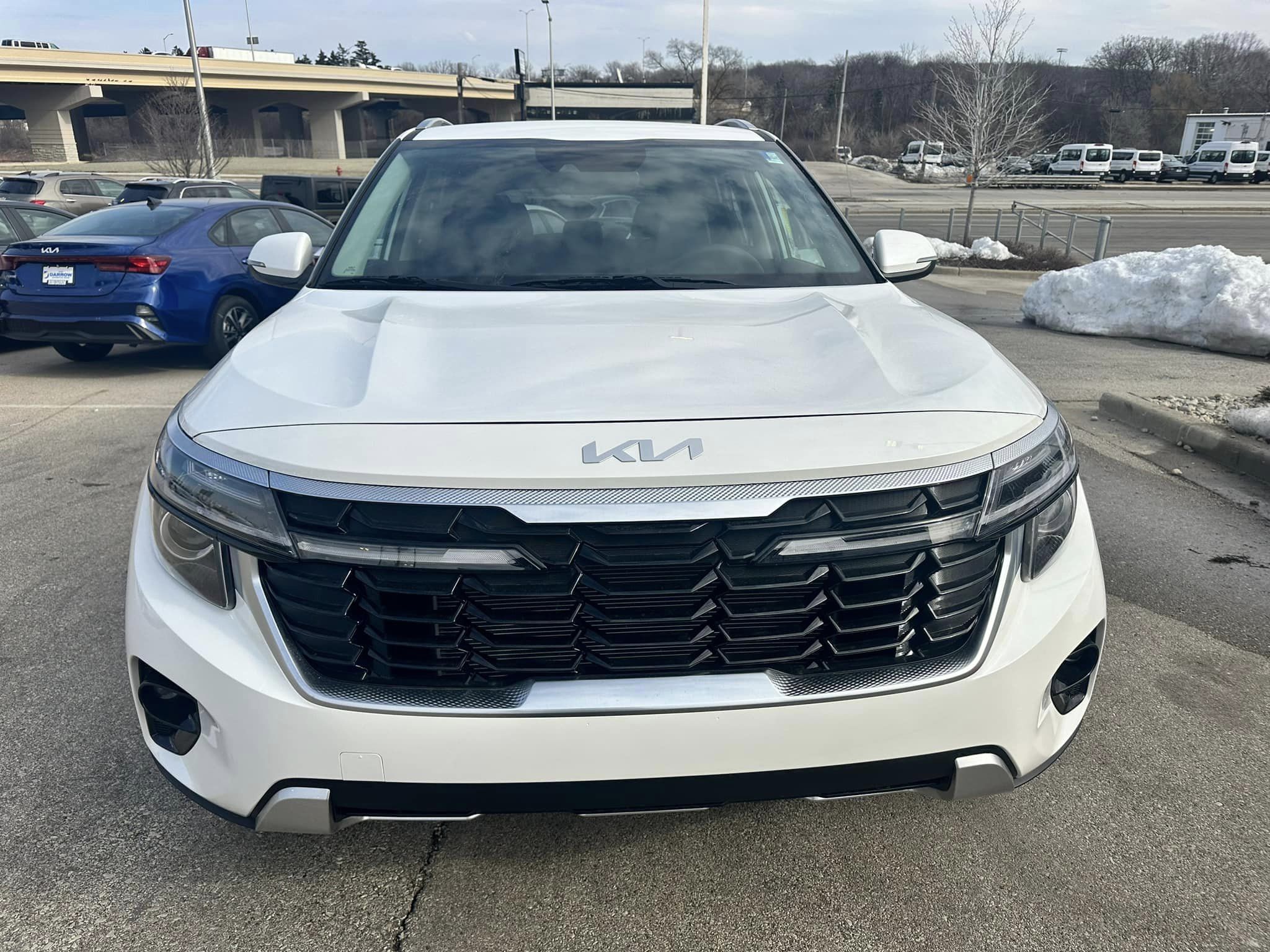 2024 Kia Seltos - Snow White Pearl - S Trim - 