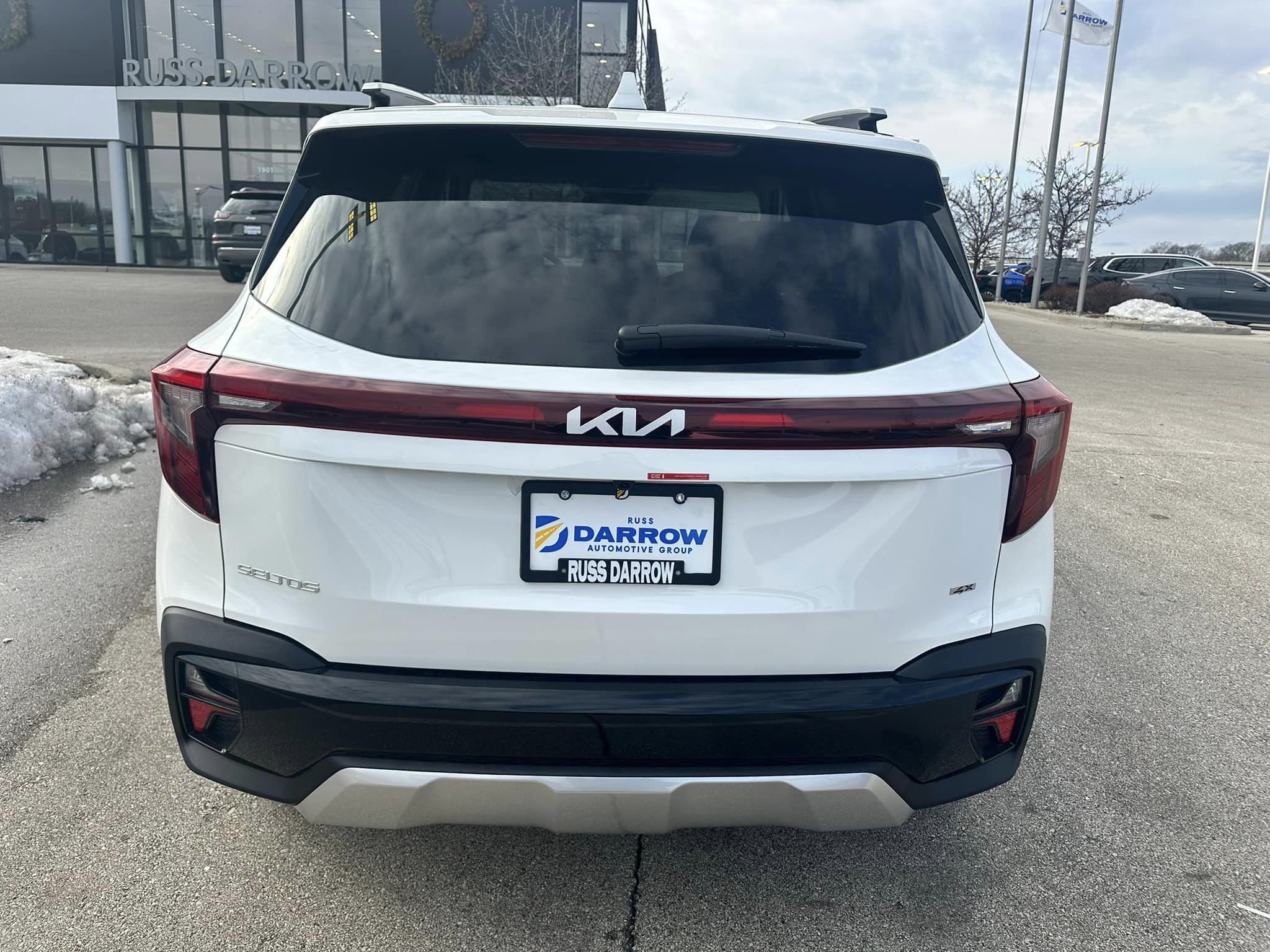 2024 Kia Seltos - Snow White Pearl - S Trim - 