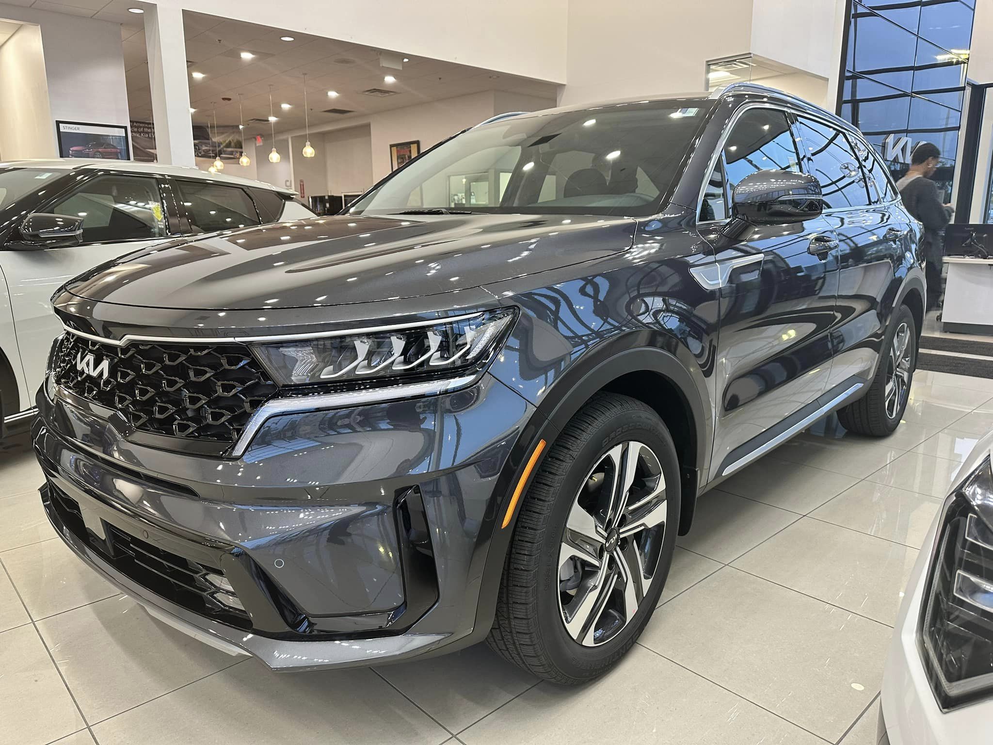 2023 Kia Sportage - Platinum Graphite - HEV Hybrid EX AWD Trim - Driver's Side View