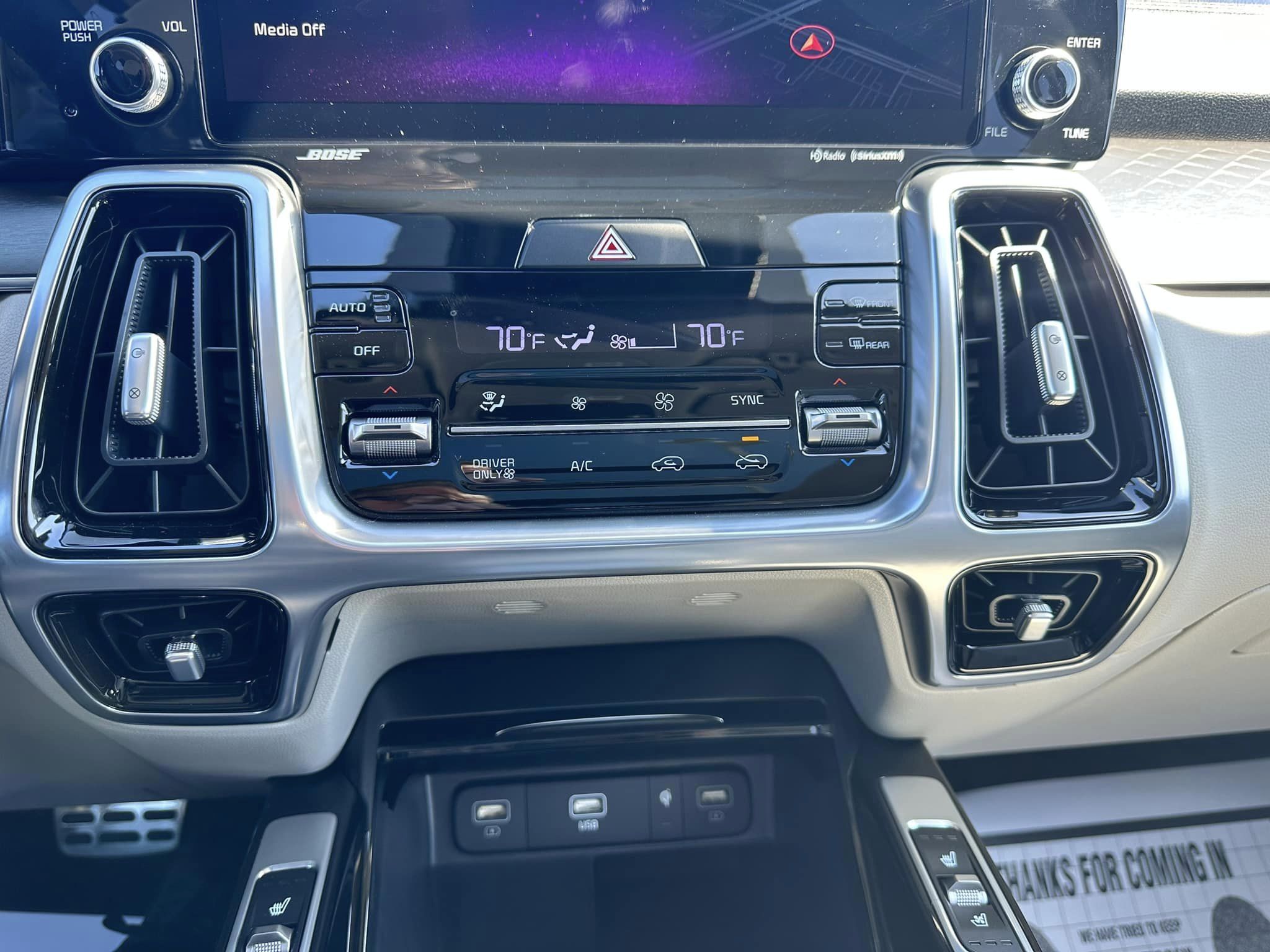 2023 Kia Sportage - Gravity Blue - HEV Hybrid SX Prestige Trim - Center Dash