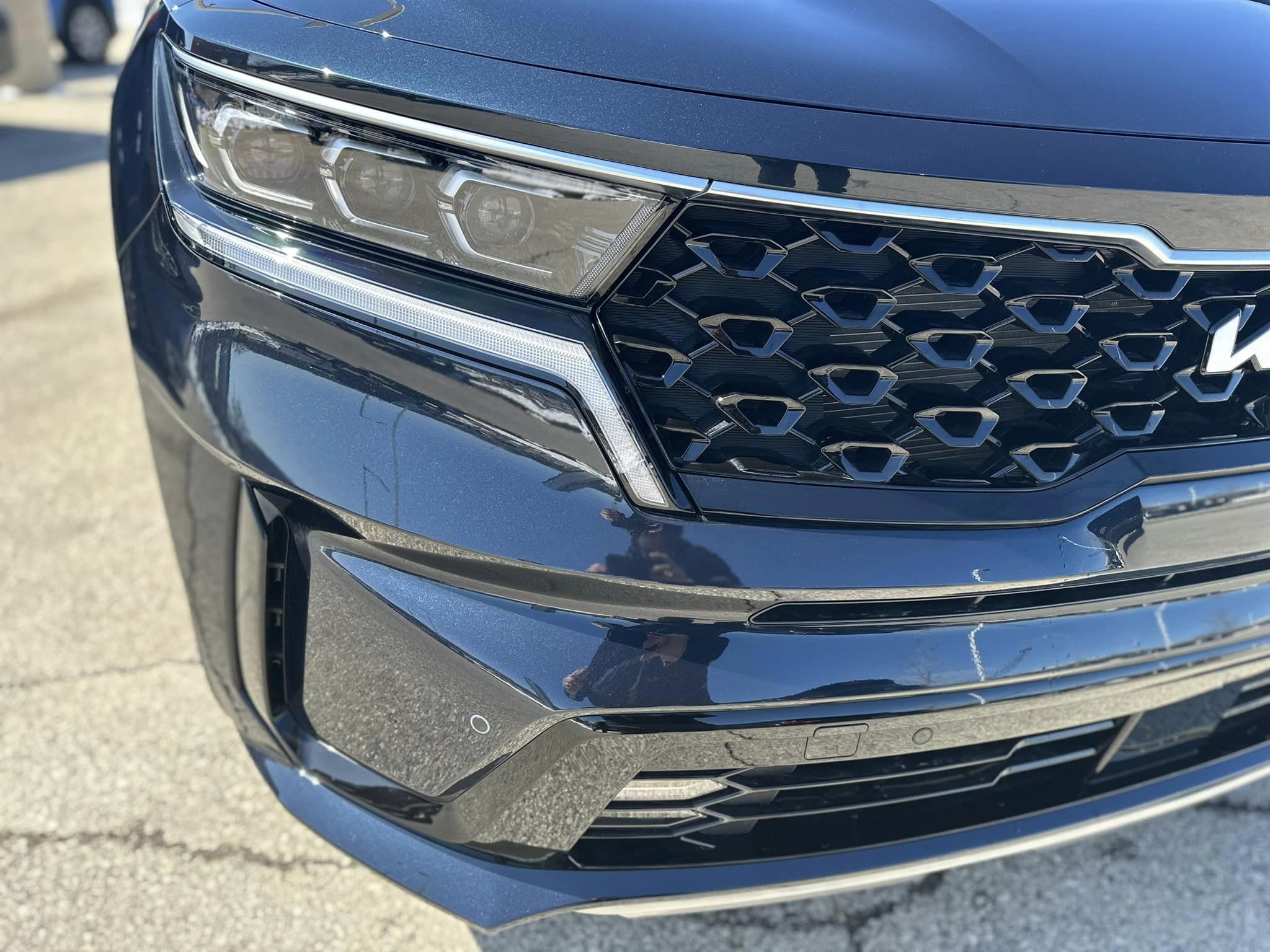 2023 Kia Sportage - Gravity Blue - HEV Hybrid SX Prestige Trim - Passenger Side Headlights