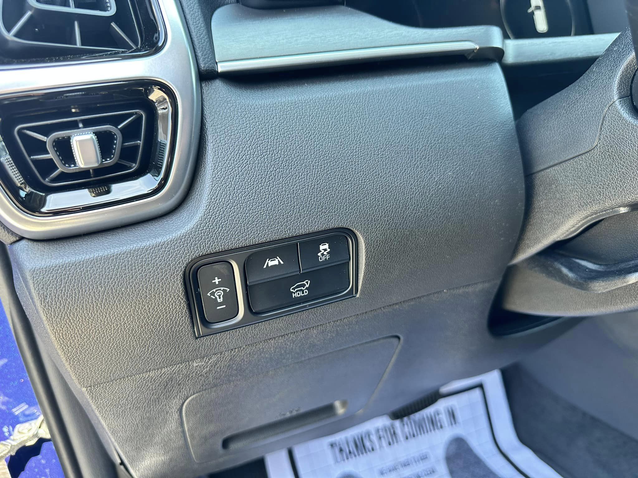 2023 Kia Sportage - Sapphire Blue - SX AWD Trim - Dash Controls