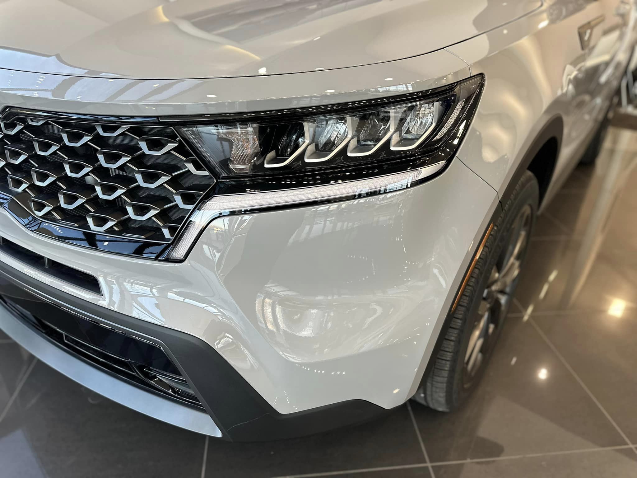 2023 Kia Sportage - Wolf Gray - X-Line EX Trim - Driver's Side Head Lights