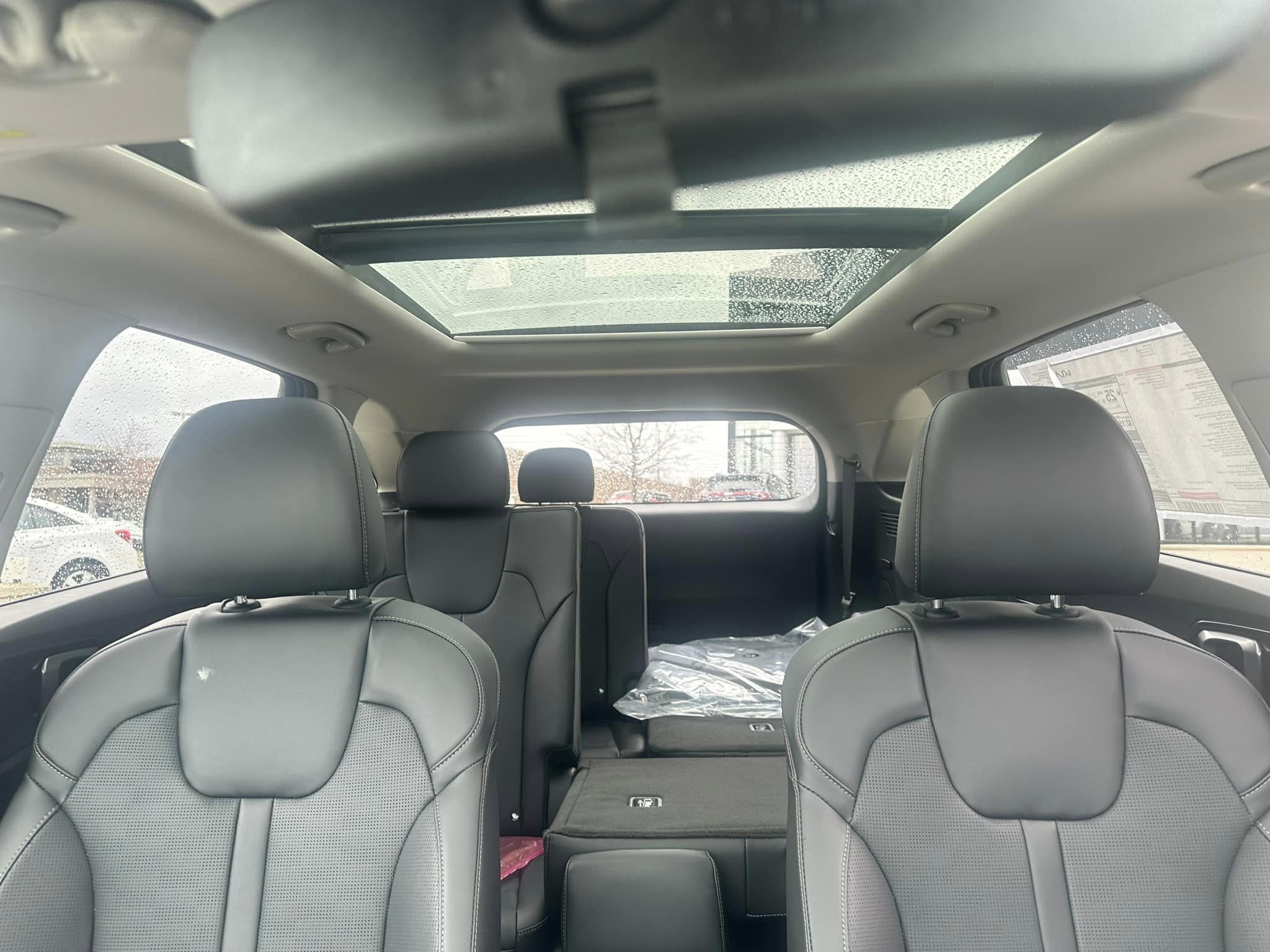 2024 Kia Sportage - Ebony Black - S AWD Trim - 
