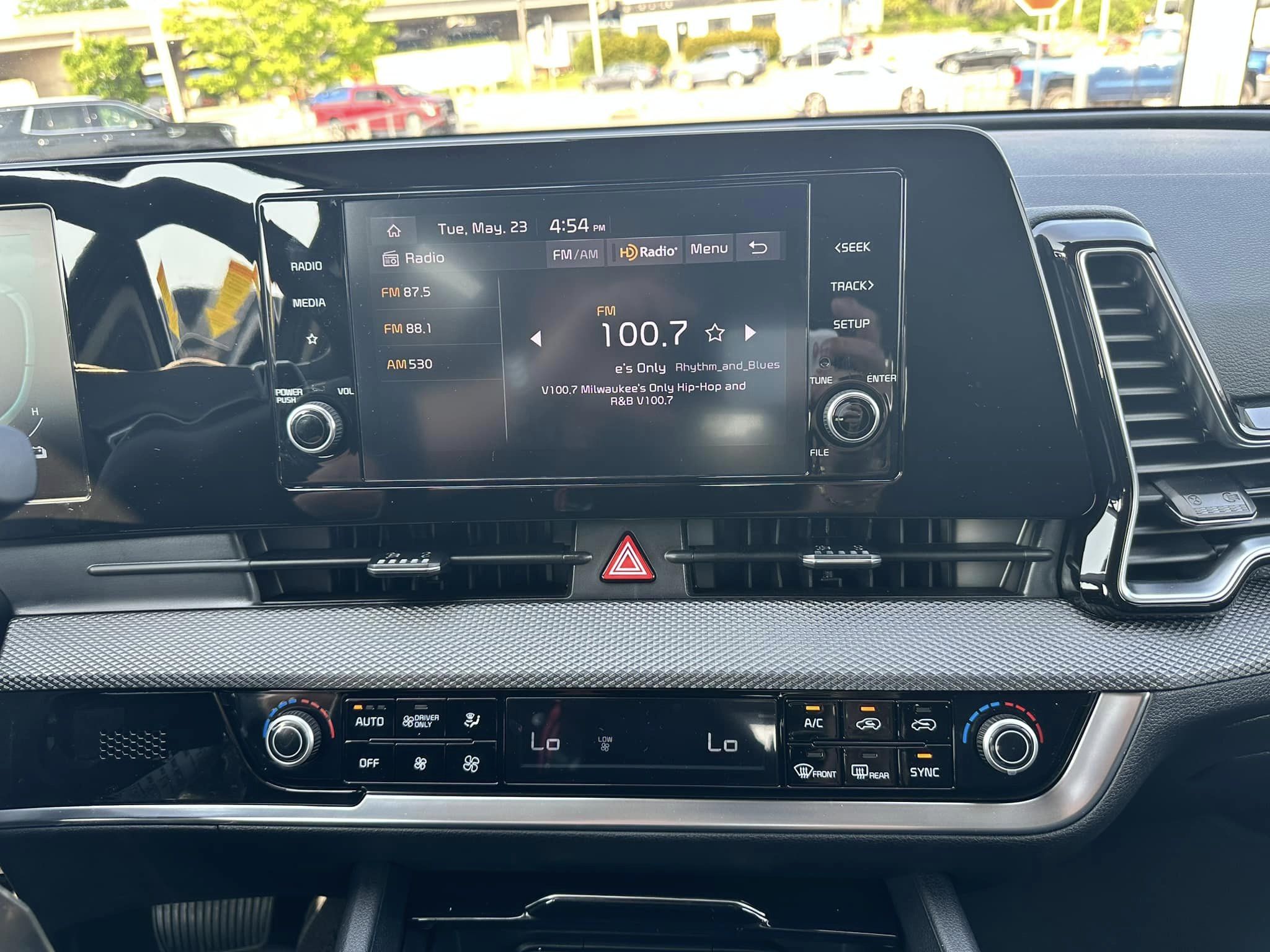 2023 Kia Sportage Hybrid - Fusion Black - LX Trim - Live Dash