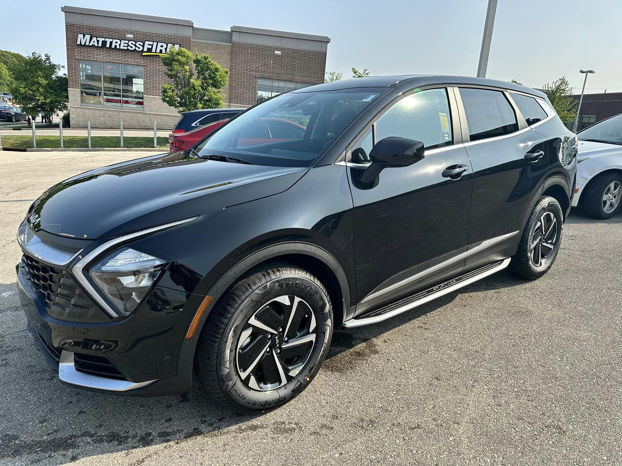 2023 Kia Sportage Hybrid - Fusion Black - LX Trim - Driver's Side Front View