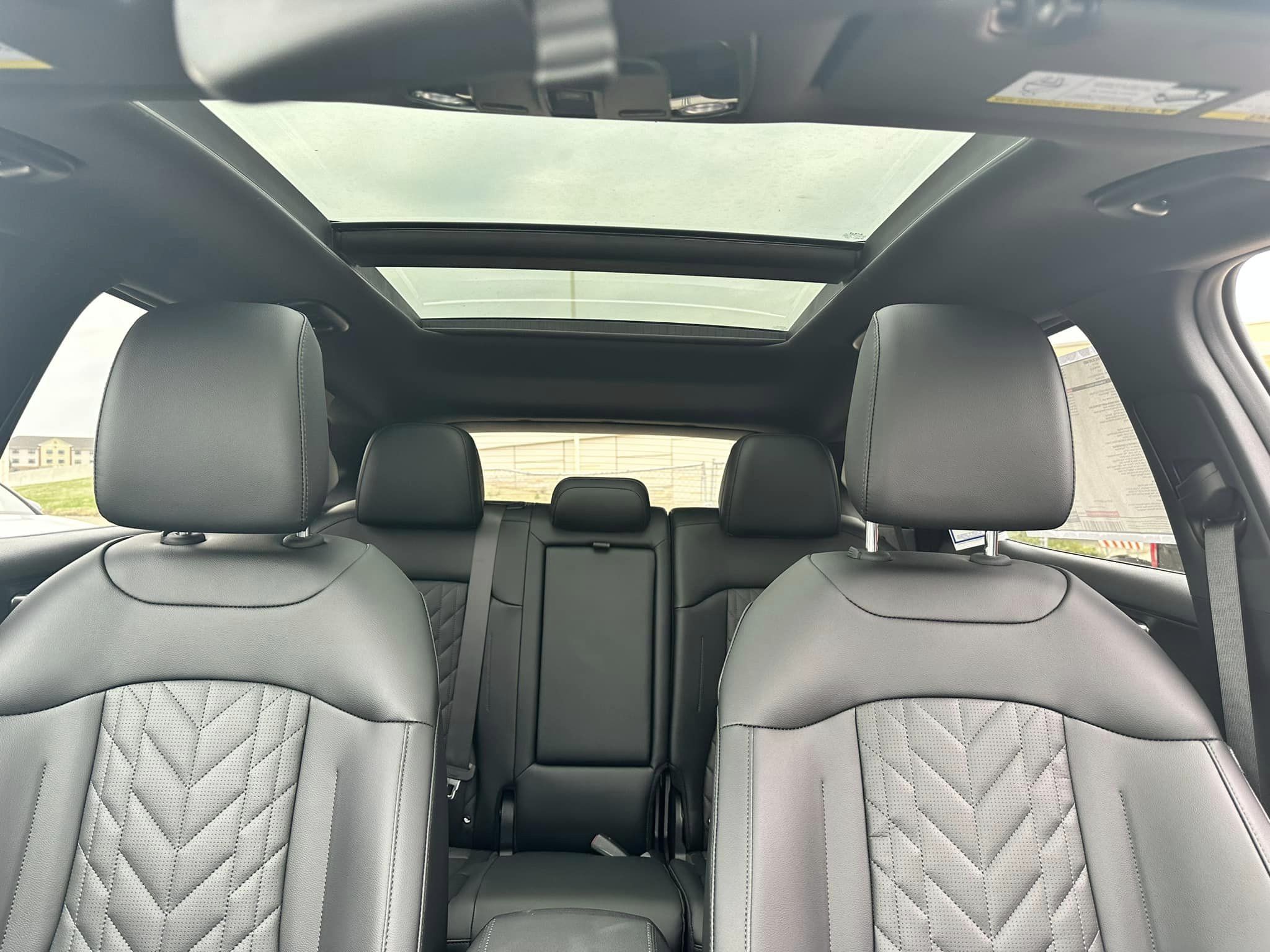2024 Kia Sportage - Sapphire Blue - X-Line AWD Trim - Interior View