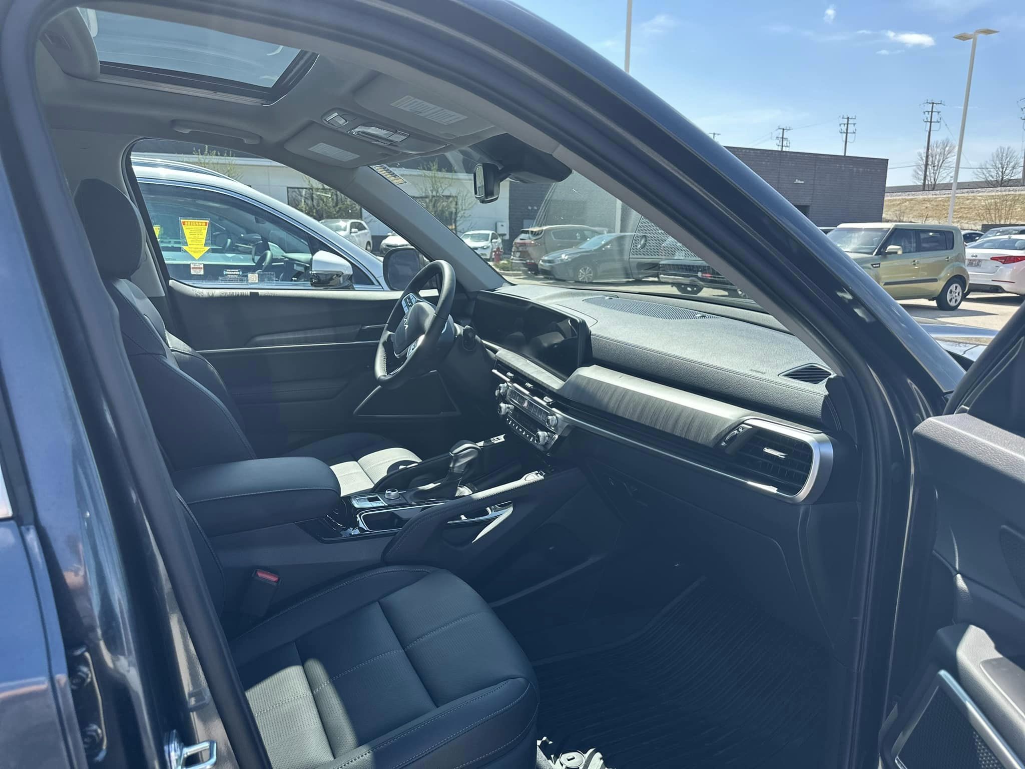 2023 Kia Telluride - EX Trim - Gravity Gray - Passenger Side Interior Showing Sun Roof