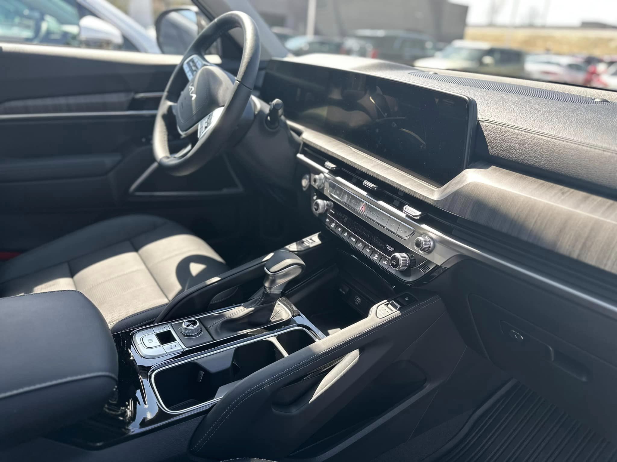 2023 Kia Telluride - EX Trim - Gravity Gray - Passenger Cockpit