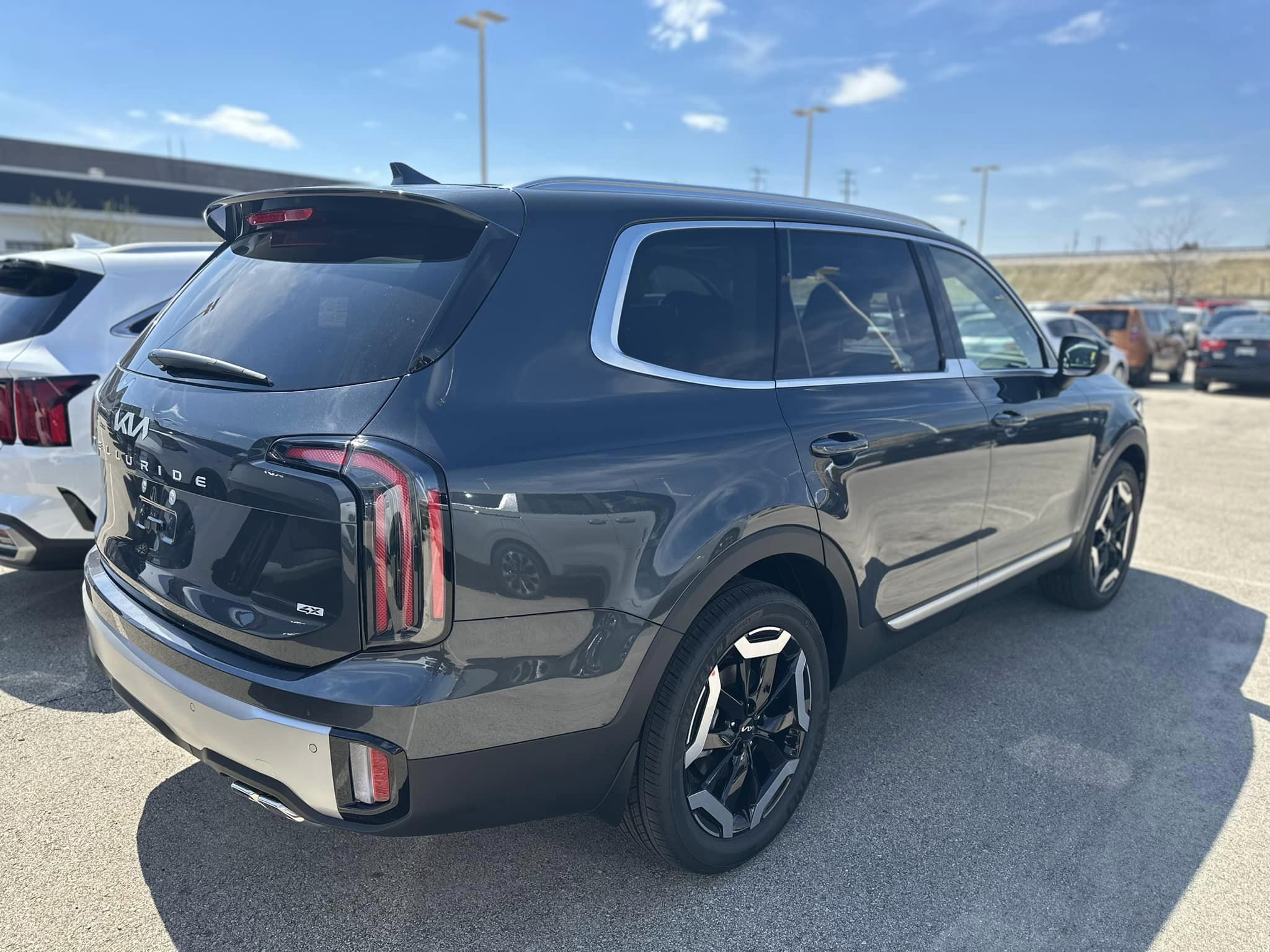 2023 Kia Telluride - EX Trim - Gravity Gray - Passenger Side View from Rear