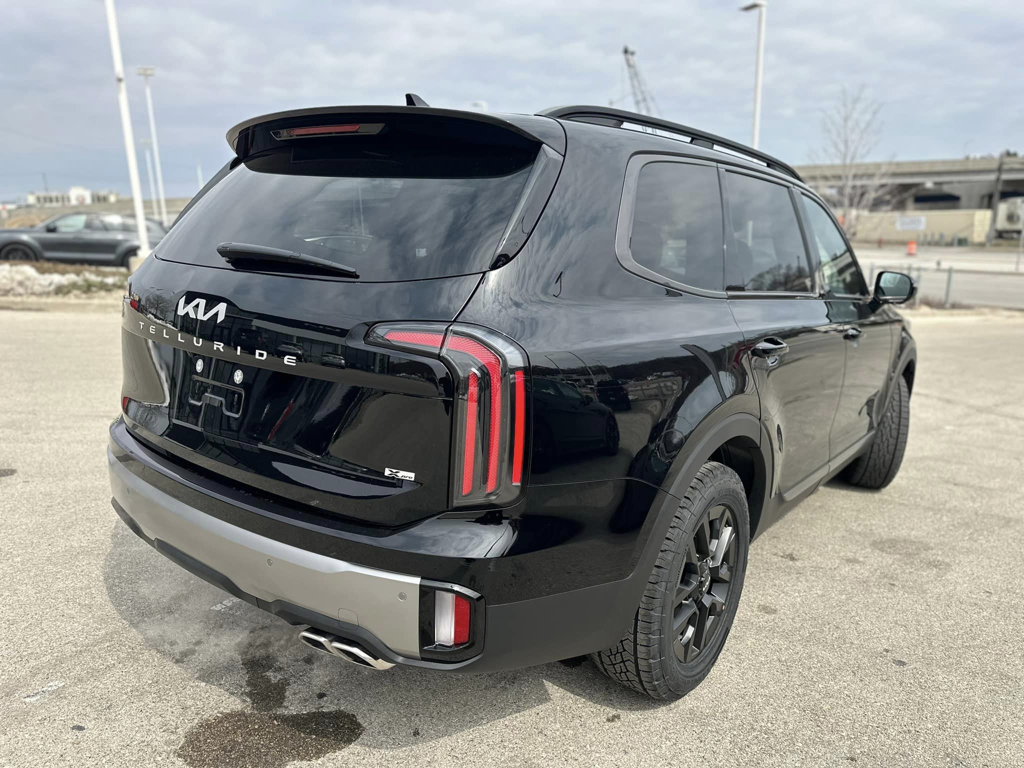 2023 Kia Telluride - SX Prestige X-Pro Trim - Passenger Side Rear View