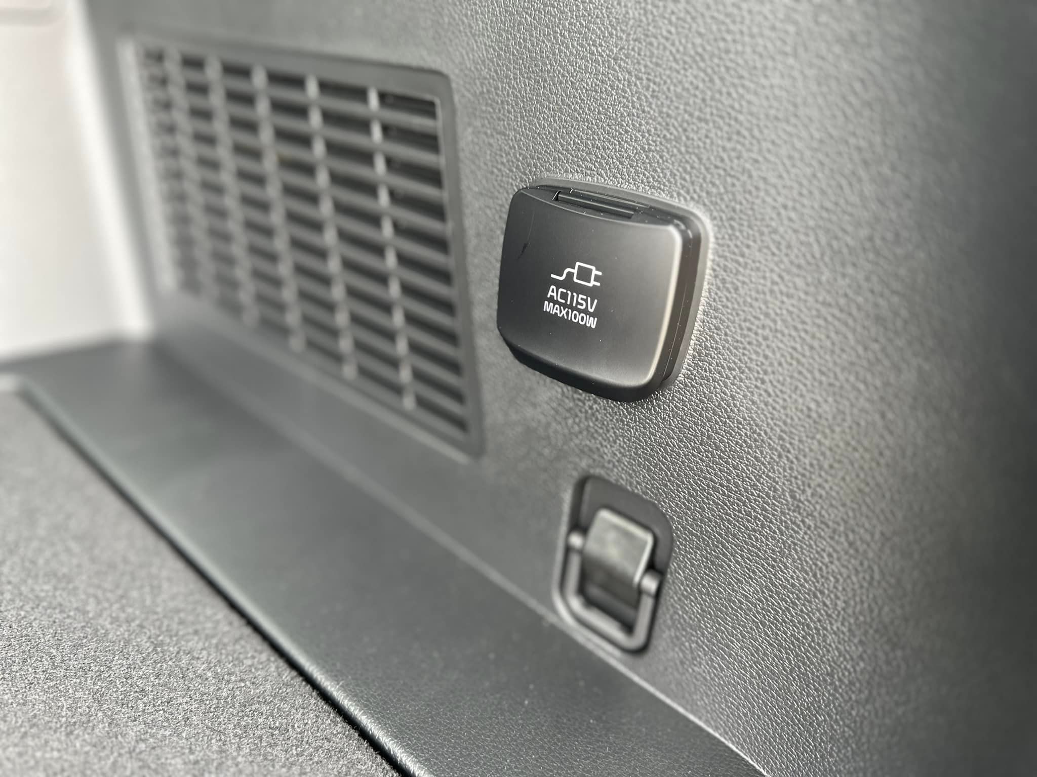 2023 Kia Telluride - SX Prestige X-Pro Trim - 110 Outlet Rear