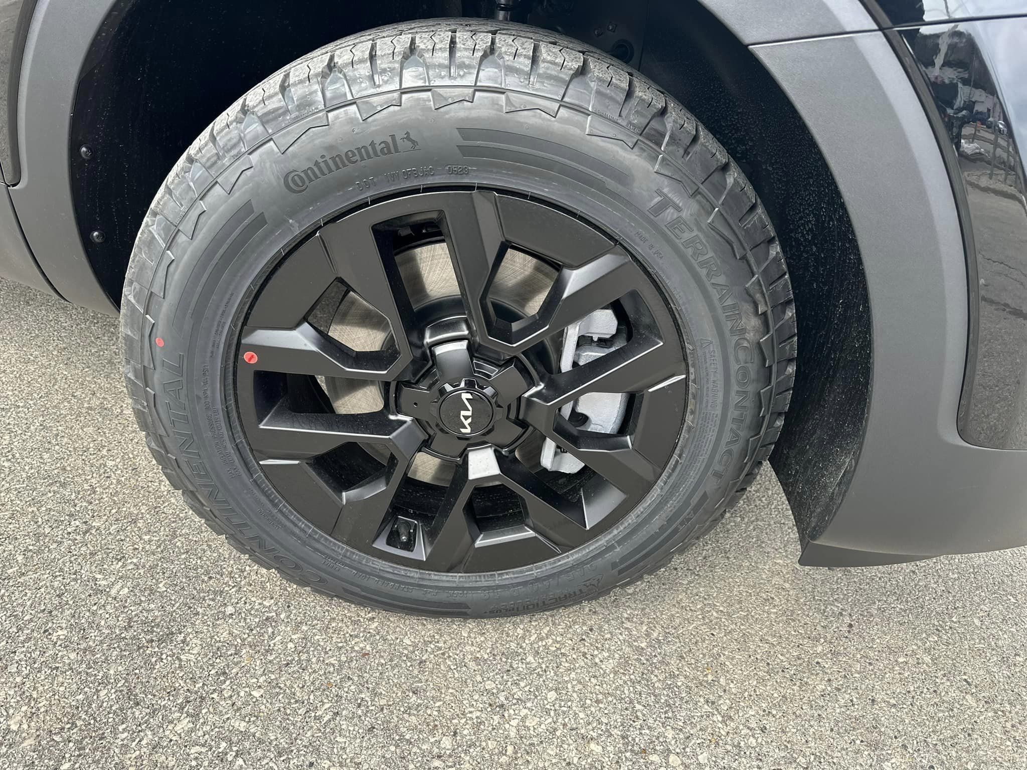 2023 Kia Telluride - SX Prestige X-Pro Trim - Mag Rims