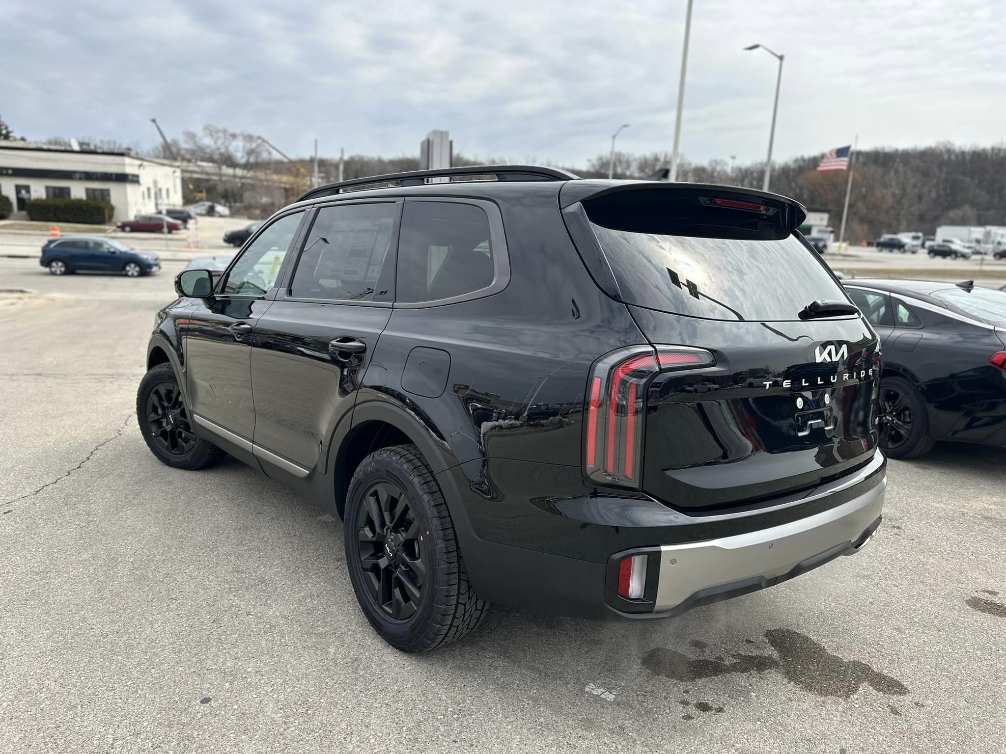 2023 Kia Telluride - SX Prestige X-Pro Trim - Driver's Side Rear View