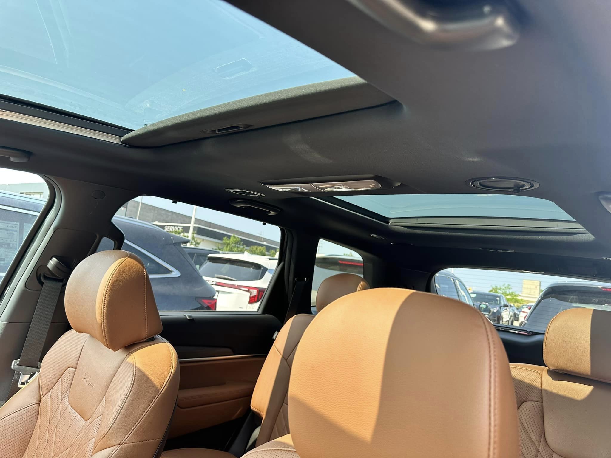 2024 Kia Telluride - SX X-Pro Trim - Ebony Black - 
